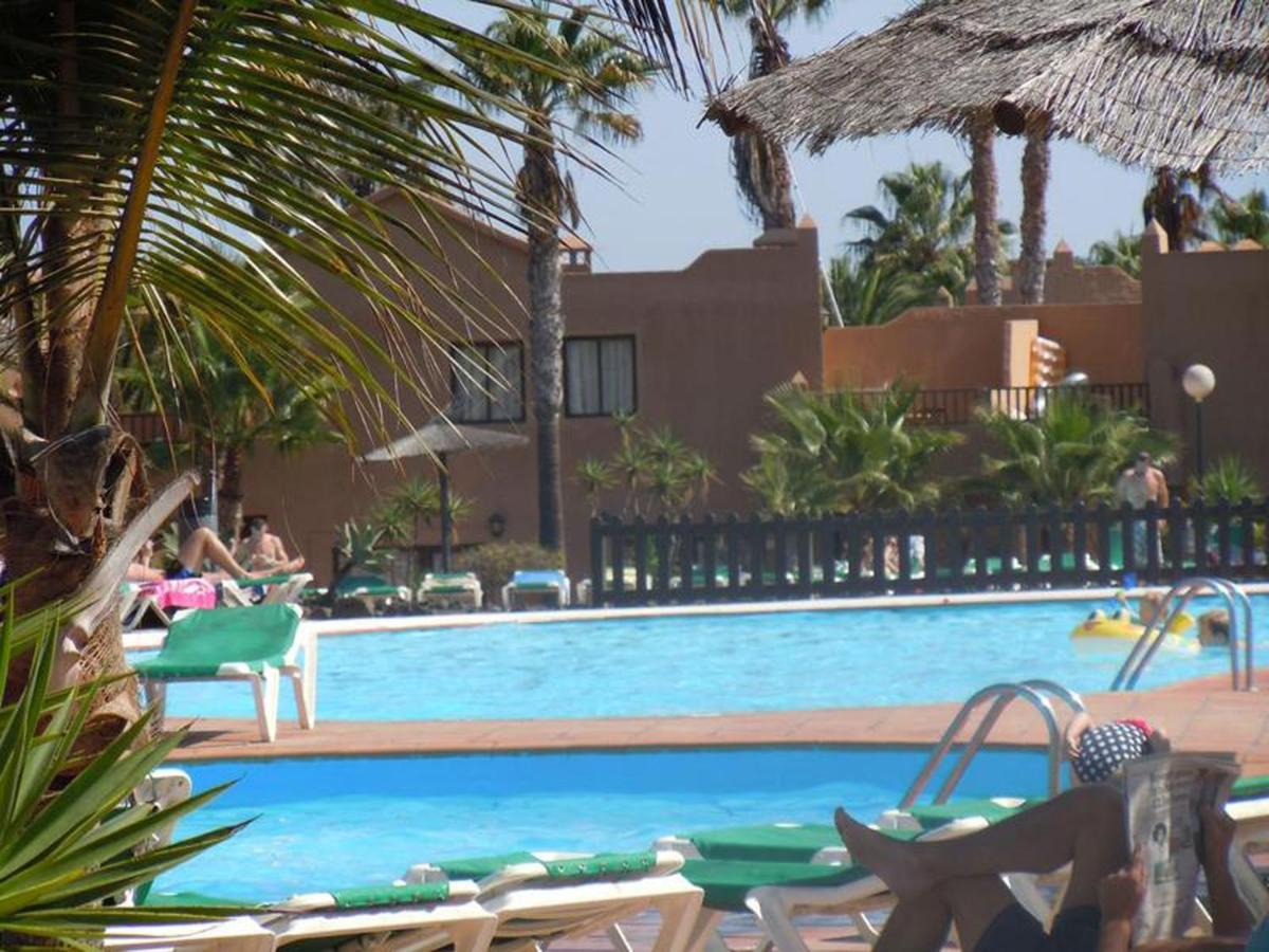 Family Apartment 1 Bedroom With Pool View 2 - Oasis Duna Resort Corralejo Exteriör bild